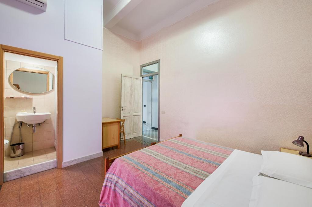 B&B Castiglia Palermo Værelse billede