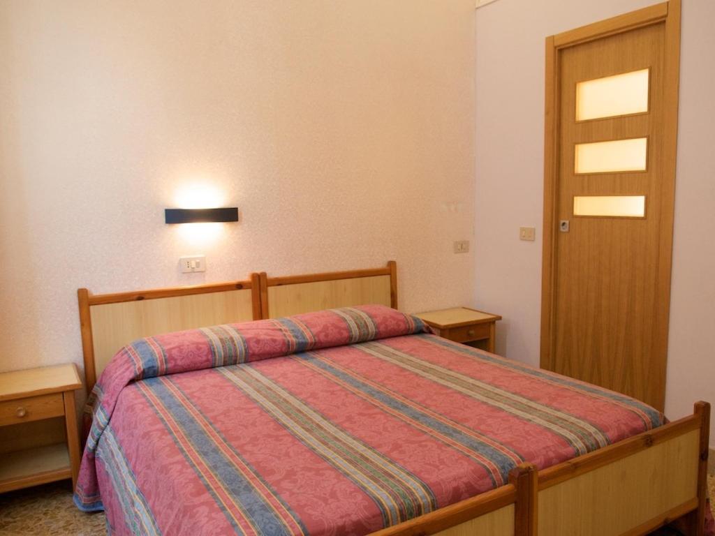 B&B Castiglia Palermo Eksteriør billede